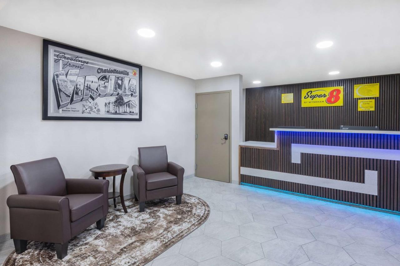 Super 8 By Wyndham Charlottesville Zewnętrze zdjęcie