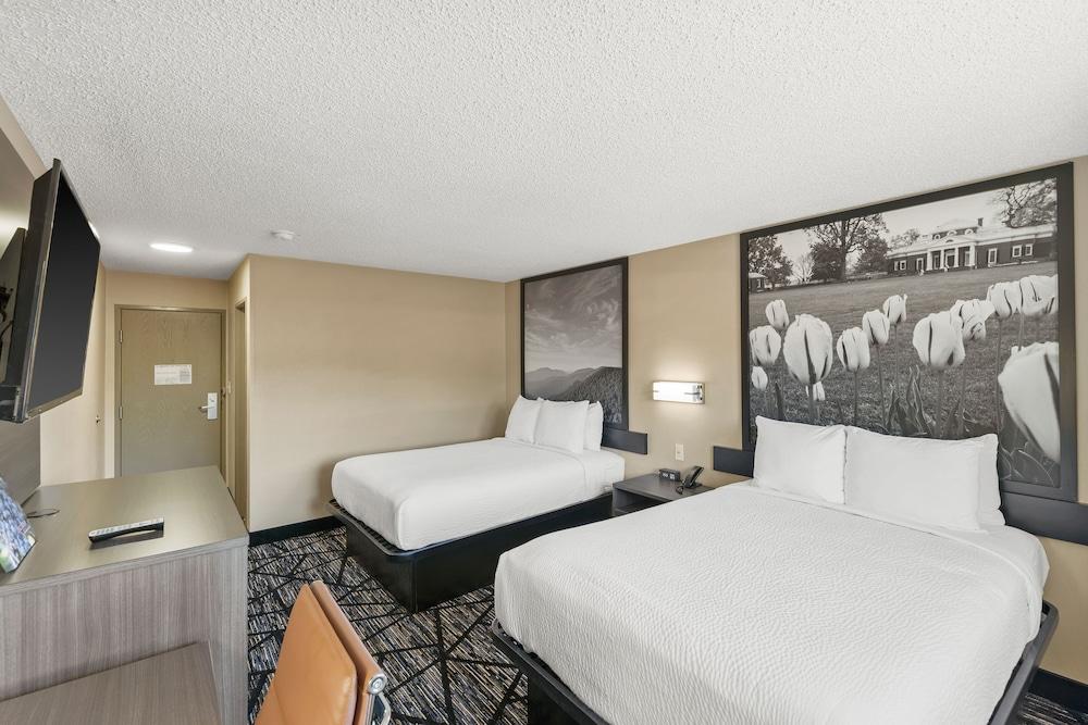 Super 8 By Wyndham Charlottesville Zewnętrze zdjęcie